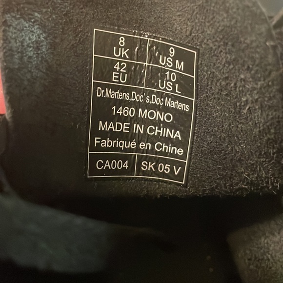 Nearly New Doc Marten Docs Mono 1460 all black Men’s US 9 - Picture 4 of 4